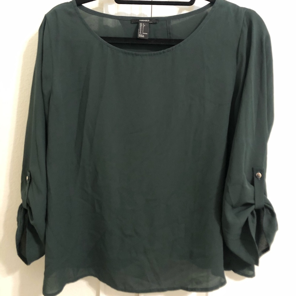 3/4 sleeve split back top